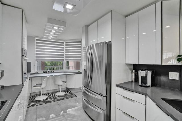 2603 NW 103rd Avenue 401, Sunrise, FL 33322