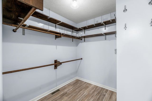 173 EASTWOOD DR, Staunton, VA 24401