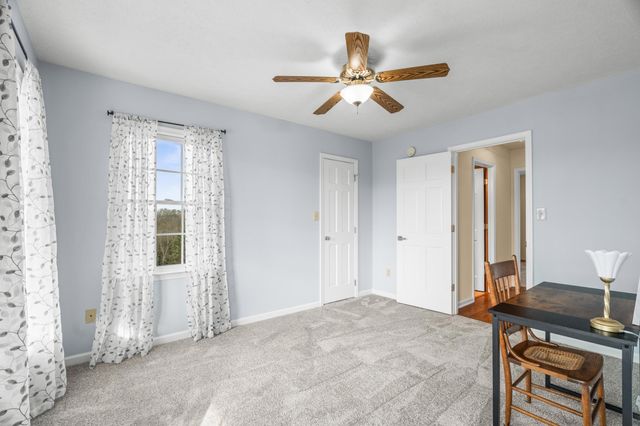 173 EASTWOOD DR, Staunton, VA 24401