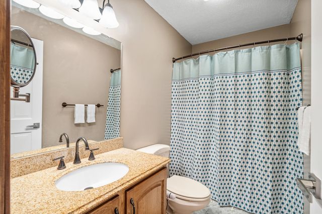 173 EASTWOOD DR, Staunton, VA 24401