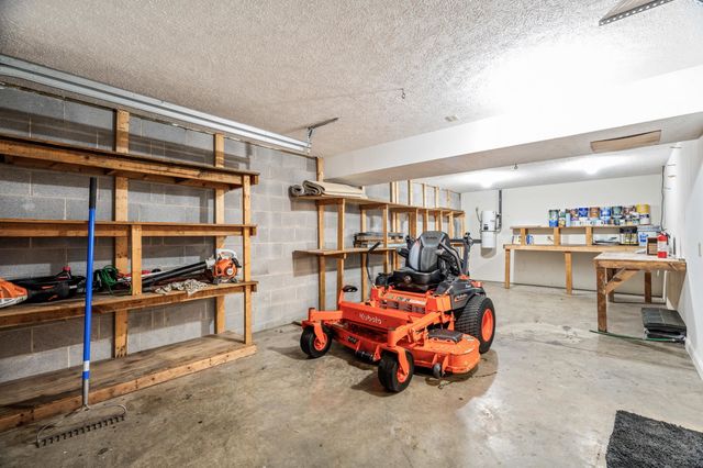 173 EASTWOOD DR, Staunton, VA 24401