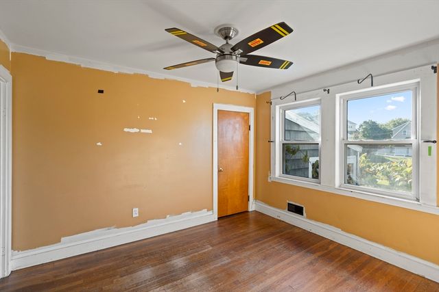 29 Pitman St, Methuen, MA 01844