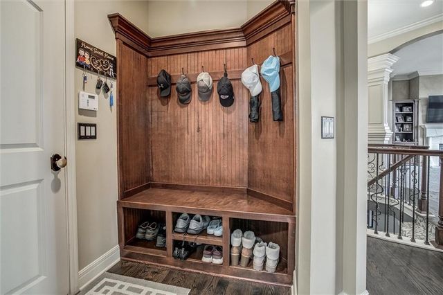 10611 N Michigan Avenue, Kansas City, MO 64155