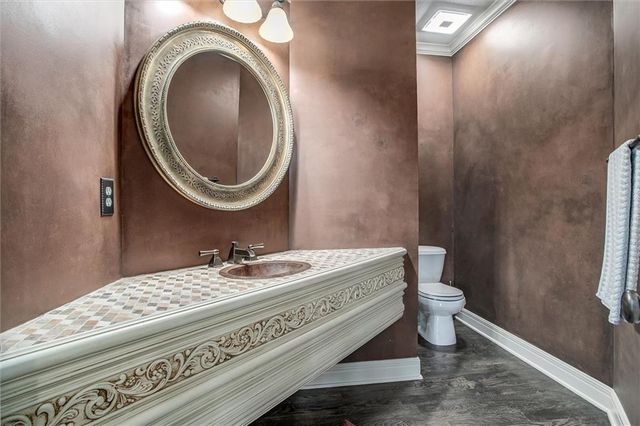 10611 N Michigan Avenue, Kansas City, MO 64155