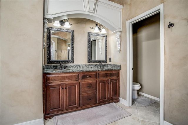 10611 N Michigan Avenue, Kansas City, MO 64155