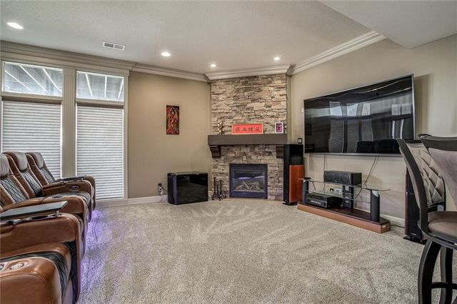 10611 N Michigan Avenue, Kansas City, MO 64155