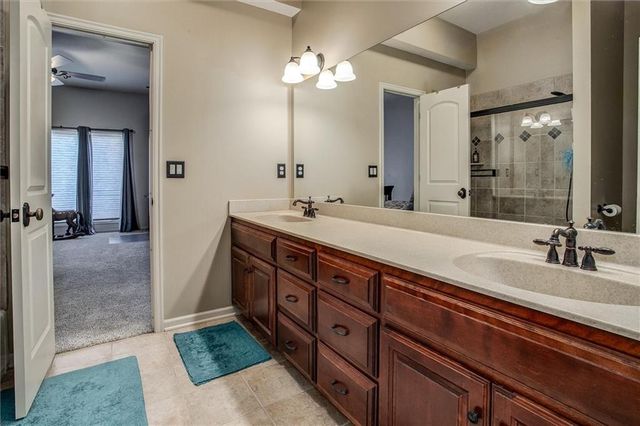 10611 N Michigan Avenue, Kansas City, MO 64155