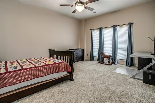 10611 N Michigan Avenue, Kansas City, MO 64155