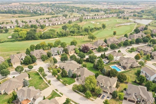 10611 N Michigan Avenue, Kansas City, MO 64155