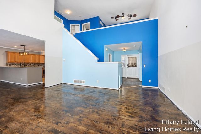 7487 Cannon Run Drive, Rockford, MI 49341