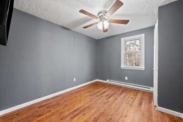 3 Hebert Rd, Spencer, MA 01562