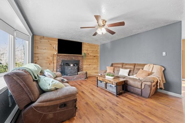 3 Hebert Rd, Spencer, MA 01562