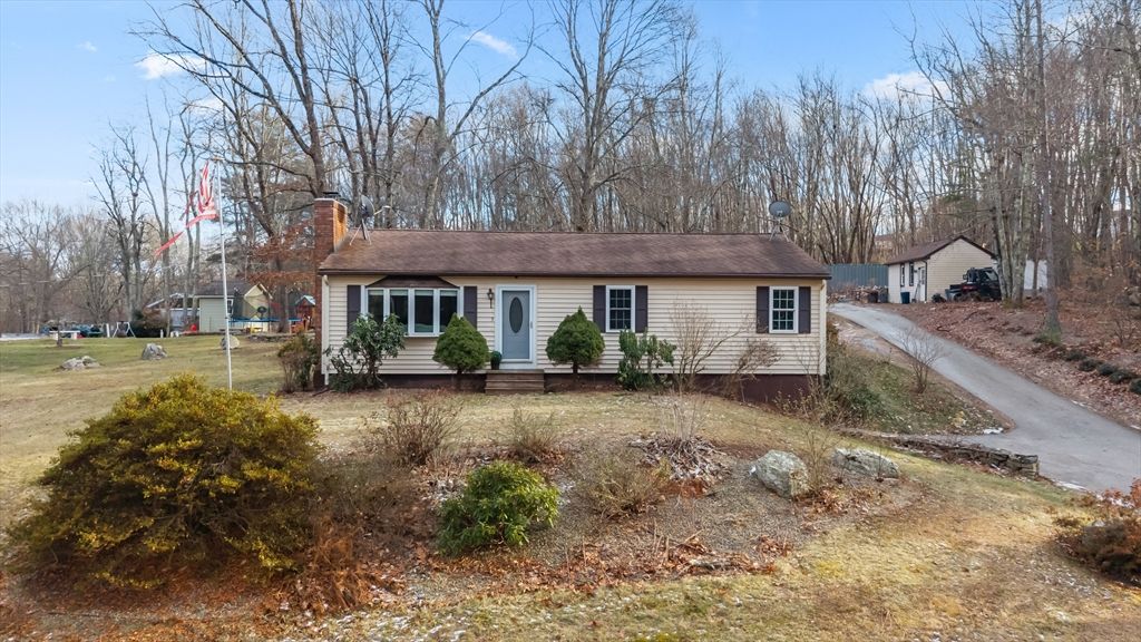 3 Hebert Rd, Spencer, MA 01562