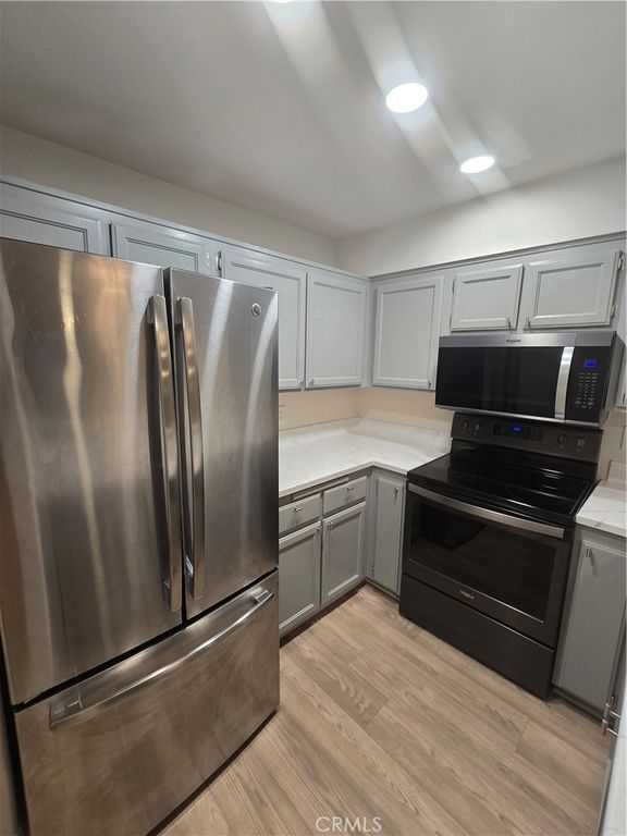 11410 Brookshire 325, Downey, CA 90241 — photo 2