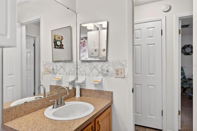 467 CONSTITUTION DRIVE, Orlando, FL 32809