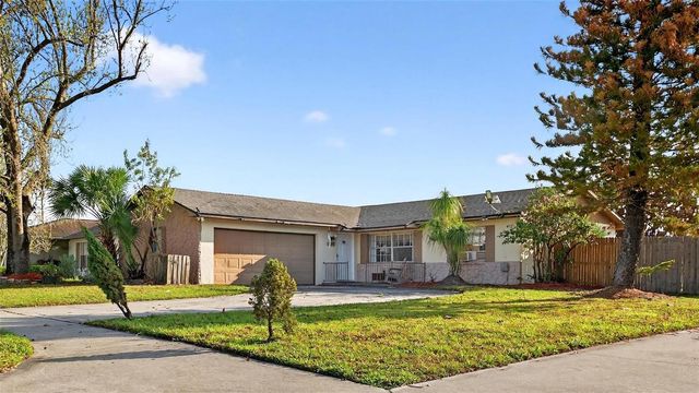 467 CONSTITUTION DRIVE, Orlando, FL 32809