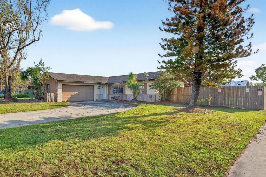 467 CONSTITUTION DRIVE, Orlando, FL 32809