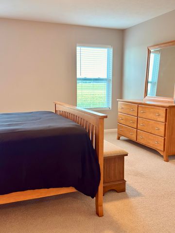 1671 Sunny Glen Drive SE, Caledonia, MI 49316
