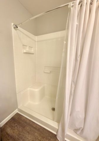1671 Sunny Glen Drive SE, Caledonia, MI 49316