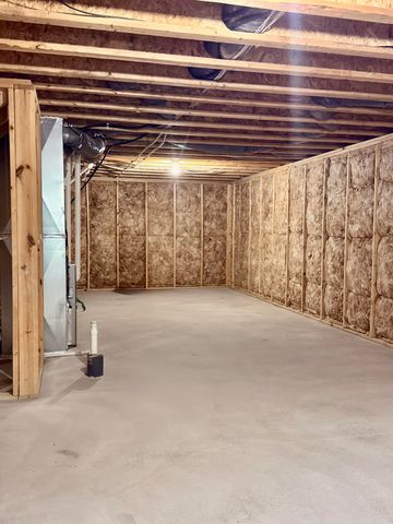 1671 Sunny Glen Drive SE, Caledonia, MI 49316