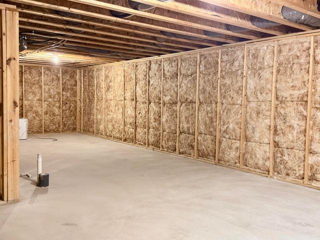 1671 Sunny Glen Drive SE, Caledonia, MI 49316