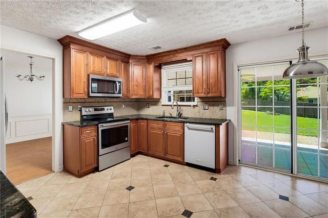 5212 Pine Branch Circle, Sugar Hill, GA 30518