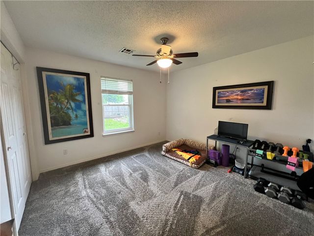 2009 S 11th Street, Rogers, AR 72758