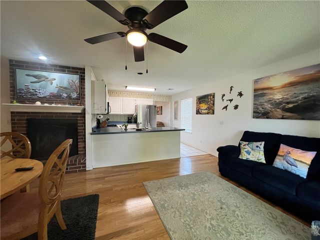2009 S 11th Street, Rogers, AR 72758