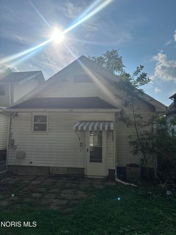 3518 Homewood Avenue, Toledo, OH 43612