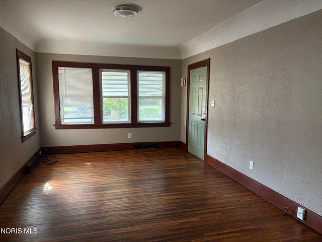 3518 Homewood Avenue, Toledo, OH 43612