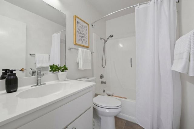 972 Diaz Lane, Foster City, CA 94404