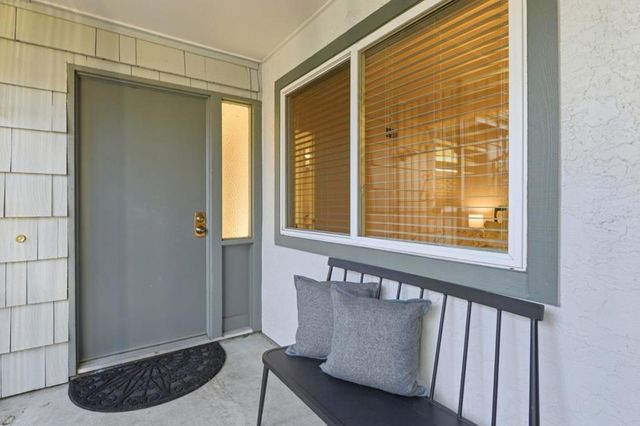 972 Diaz Lane, Foster City, CA 94404