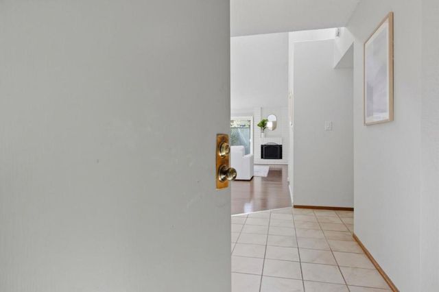 972 Diaz Lane, Foster City, CA 94404