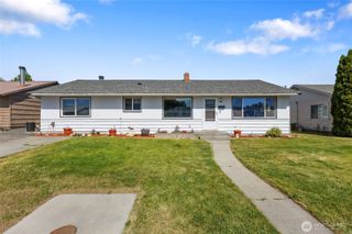 156 SE H Street, Ephrata, WA 98823
