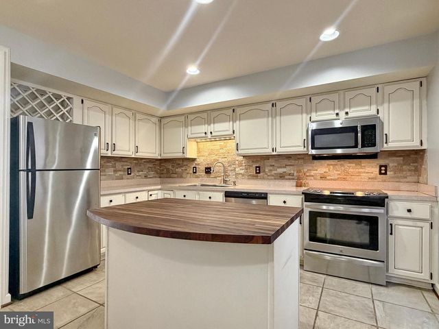 510 QUINCE CT, La Plata, MD 20646