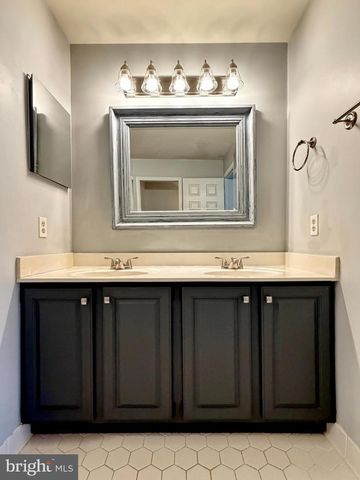 510 QUINCE CT, La Plata, MD 20646