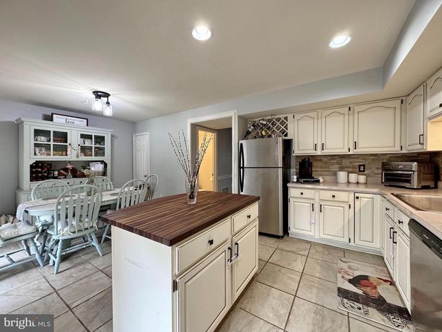 510 QUINCE CT, La Plata, MD 20646