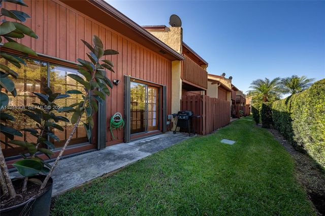 401 SE 11th Ter, Dania Beach, FL 33004