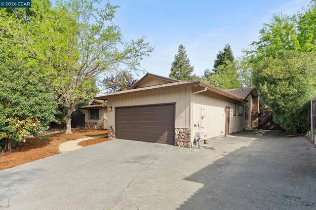 1167 Kaski Ln, Concord, CA 94518