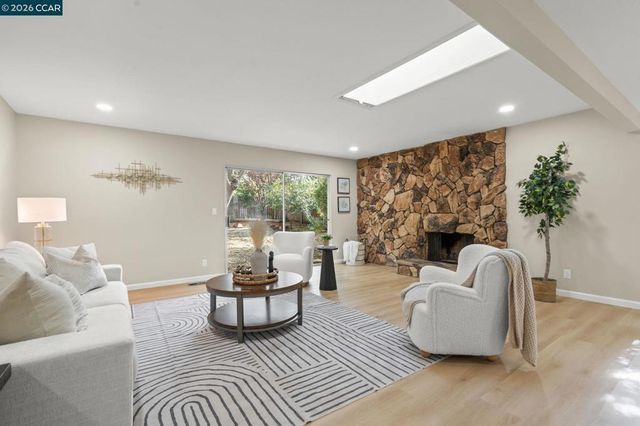 1167 Kaski Ln, Concord, CA 94518