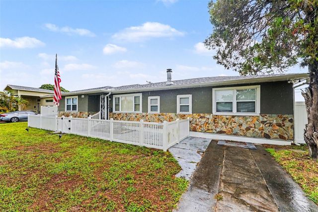 6242 5TH AVENUE N, St Petersburg, FL 33710