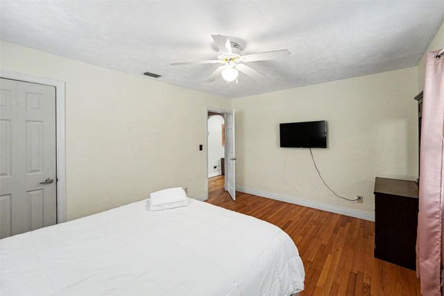 6242 5TH AVENUE N, St Petersburg, FL 33710