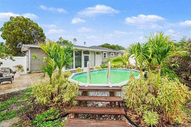 6242 5TH AVENUE N, St Petersburg, FL 33710