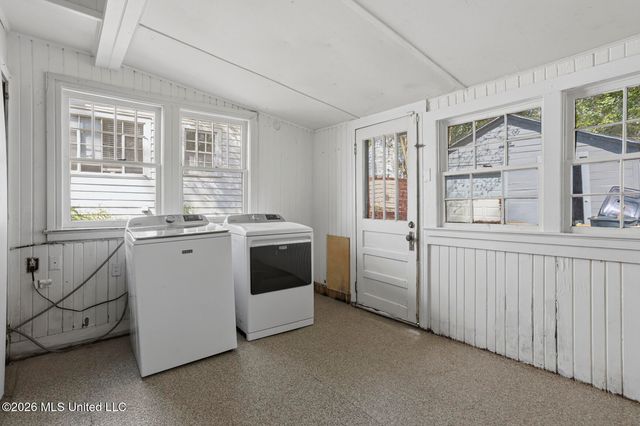 1318 Linden Place, Jackson, MS 39202