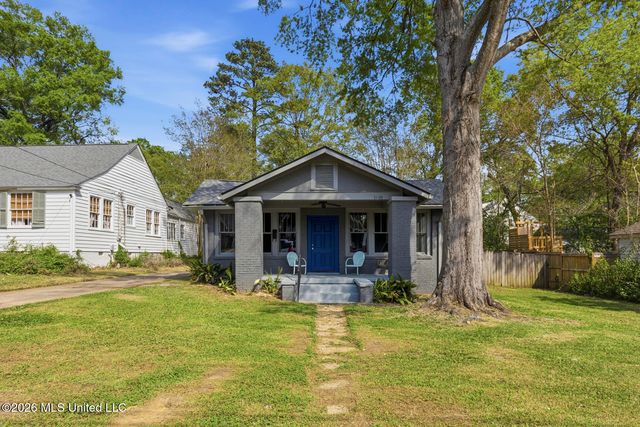 1318 Linden Place, Jackson, MS 39202