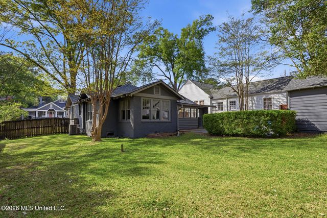 1318 Linden Place, Jackson, MS 39202