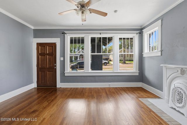 1318 Linden Place, Jackson, MS 39202