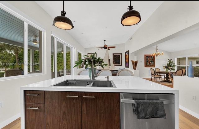 1150 NE 91st St, Miami, FL 33138