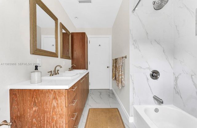 1150 NE 91st St, Miami, FL 33138