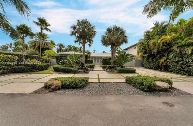 1150 NE 91st St, Miami, FL 33138